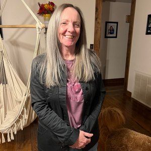 Meet your Posher, Cathy